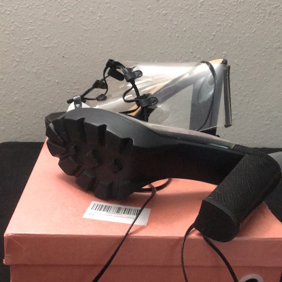 Platform Clear and Black Heels size10 - Picture 9 of 9